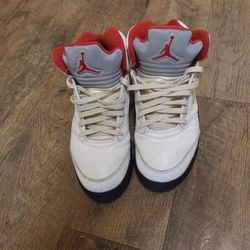 Nike Red Retro 5