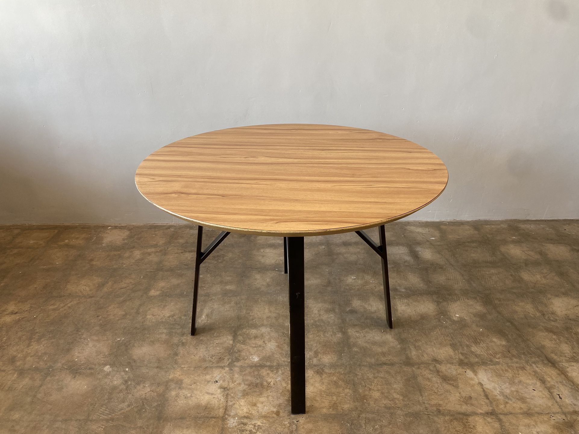 Round Formica Table on Steel Base