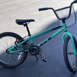 GT Bmx Bike