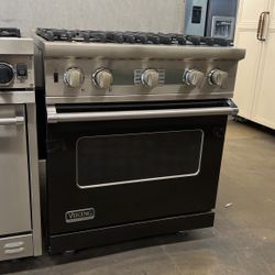 Viking 30”Wide All Gas Range Stove In Gloss Black 