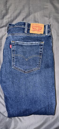 Slim Tapered Levi Jeans 38x30