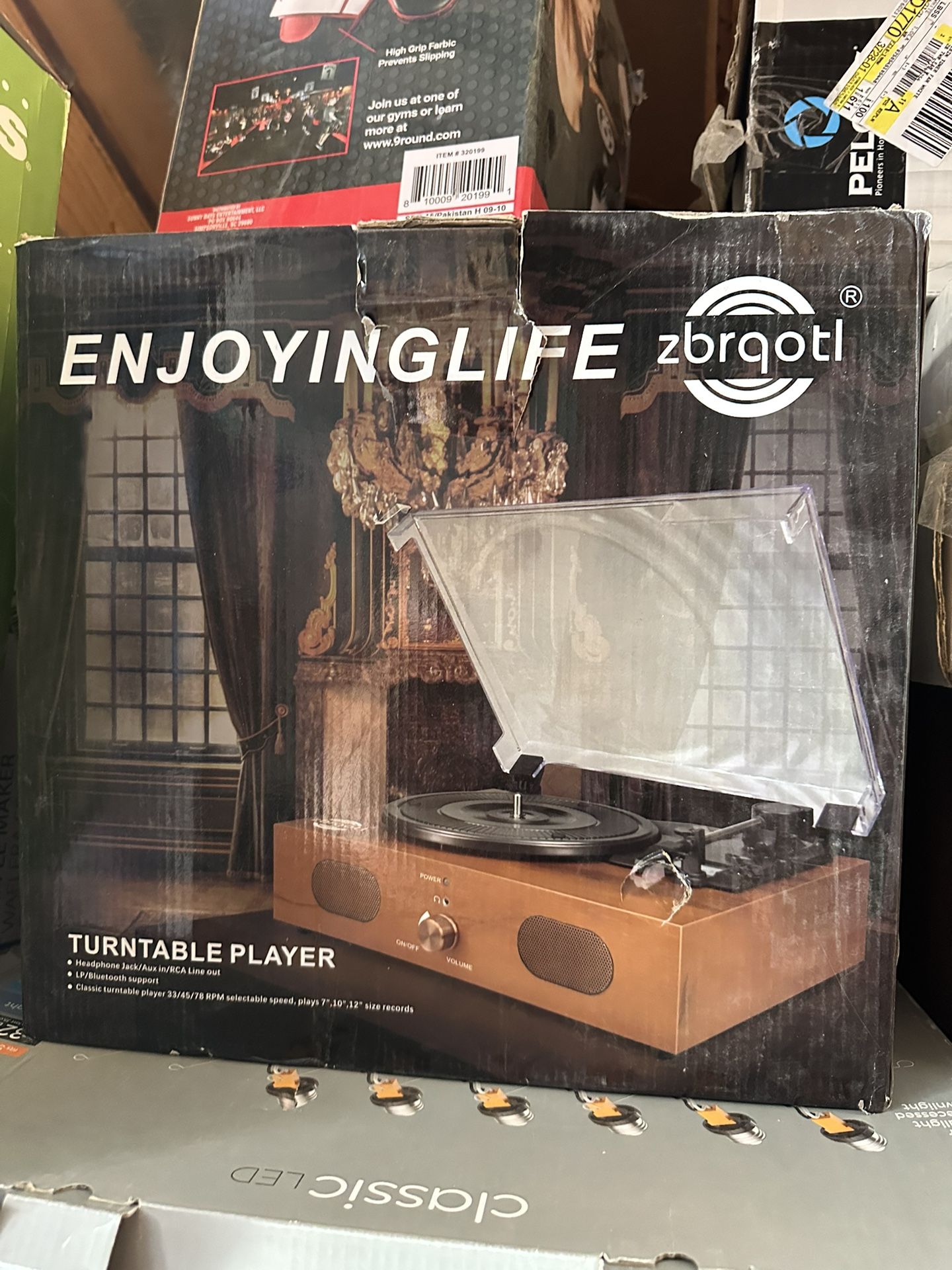 Vintage 3-Speed Bluetooth Vinyl Record Player with Built-in Speakers, Belt-Driven LP Player, Supports USB Recording, Aux Input, and RCA Line Output