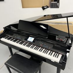 Pre Owned Yamaha Clavinova CVP 600 Digital Grand Piano