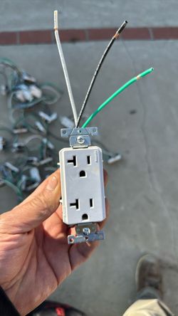 Duplex Outlet 