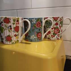 Fine China Coffee / Tea Cups Made In England. 