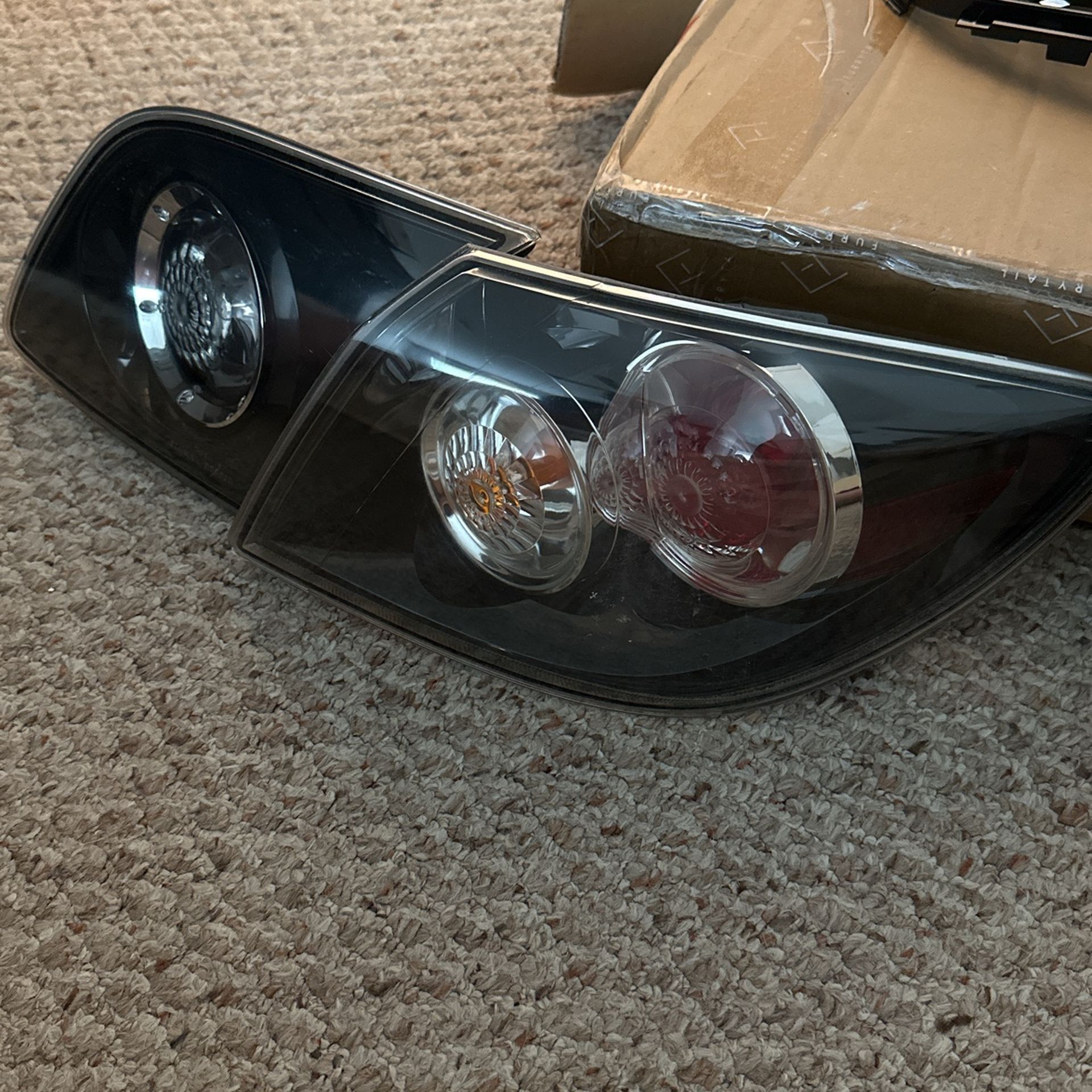 2008 Mazda 3 Hatchback Taillights Used 58$ For Both Sides