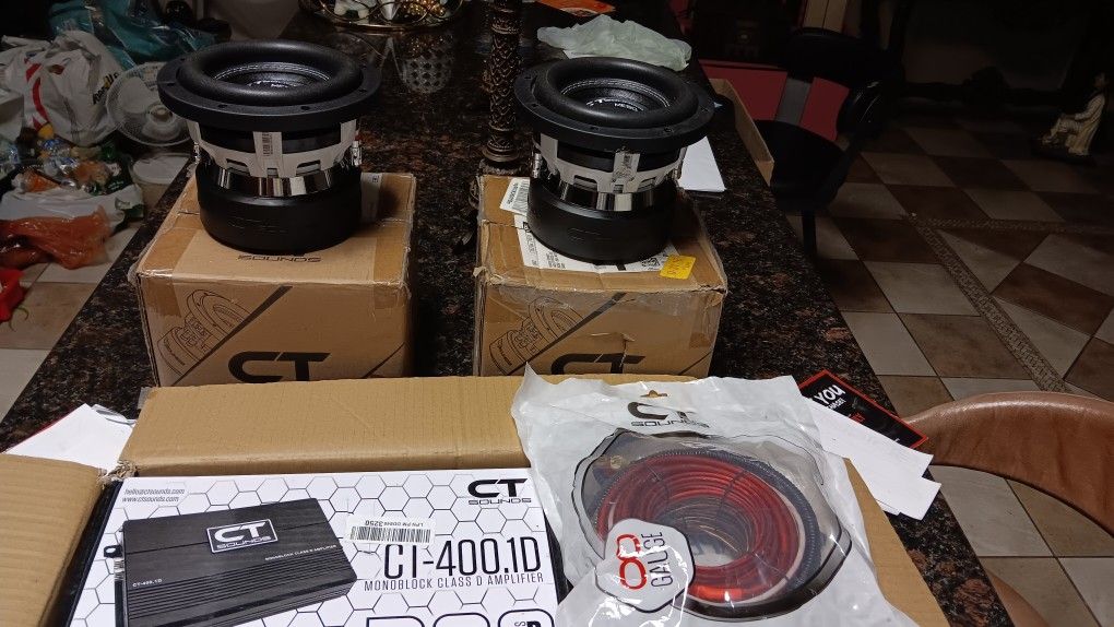 CT Speakers 6 And 1/2 Amplifier And Wires 8 Gauge