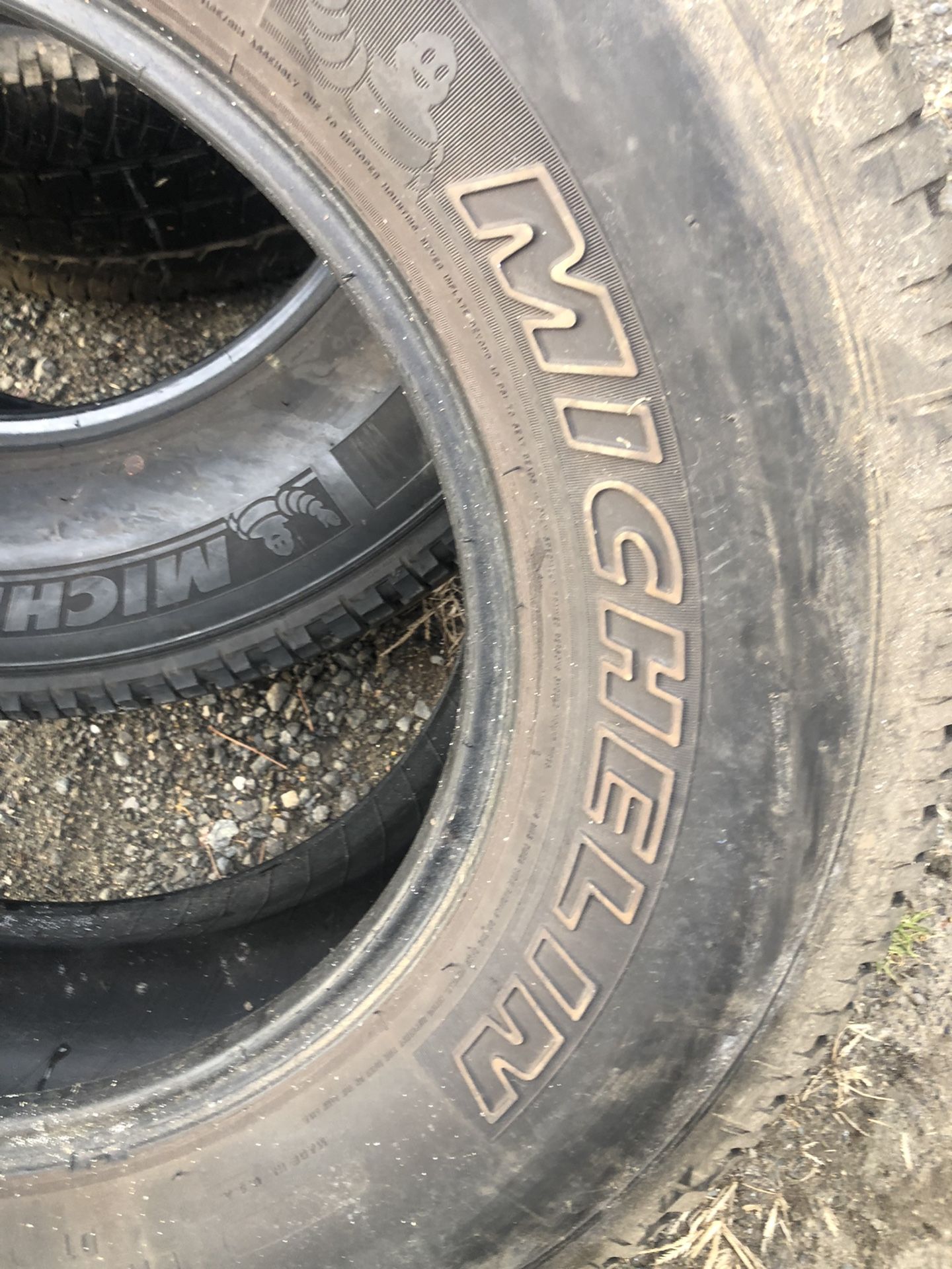 Full Set Tires LT 275 70 18