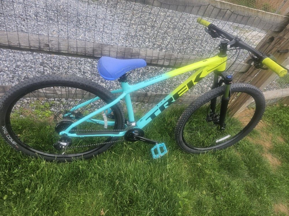 Trek Mountain Bike