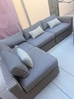 Outdoor Wicker Sectional Sofa with Cushions