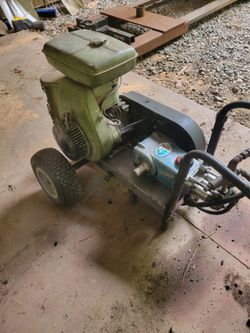 Pressure washer  belt style cat pump