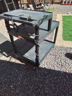 Luxor 3 Tier Service Cart With Built in Outlets