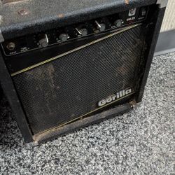 Gorilla Guitar Amp. Vintage. Only $25. City Of Orange 🍊