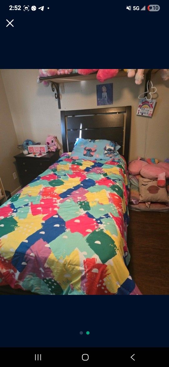 Twin Bed
