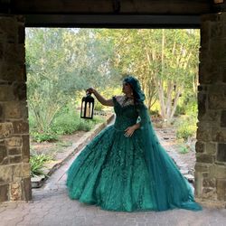 Princesa Quinceañera Dress & Cloak