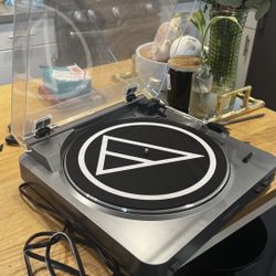 Audio Technica Turntable