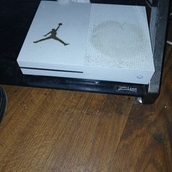 Xbox One No Controller Power Cord HDMI Included