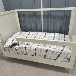 Pottery Barn Sloan Crib 