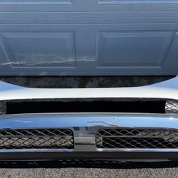 WHITE MERCEDES GLE FRONT BUMPER 2024 2025 2026