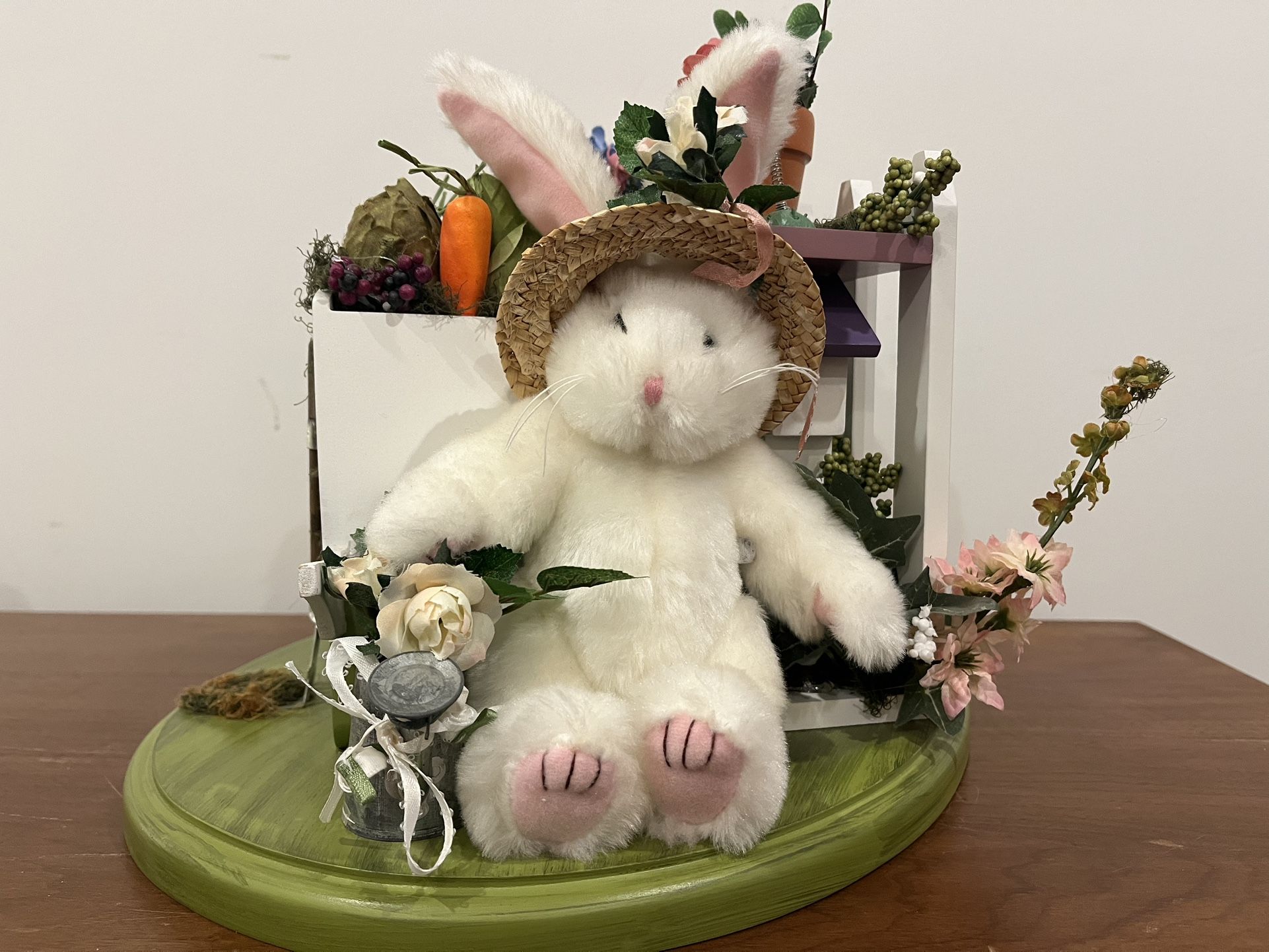 Cottage Treasures Garden Bunny Easter Decor