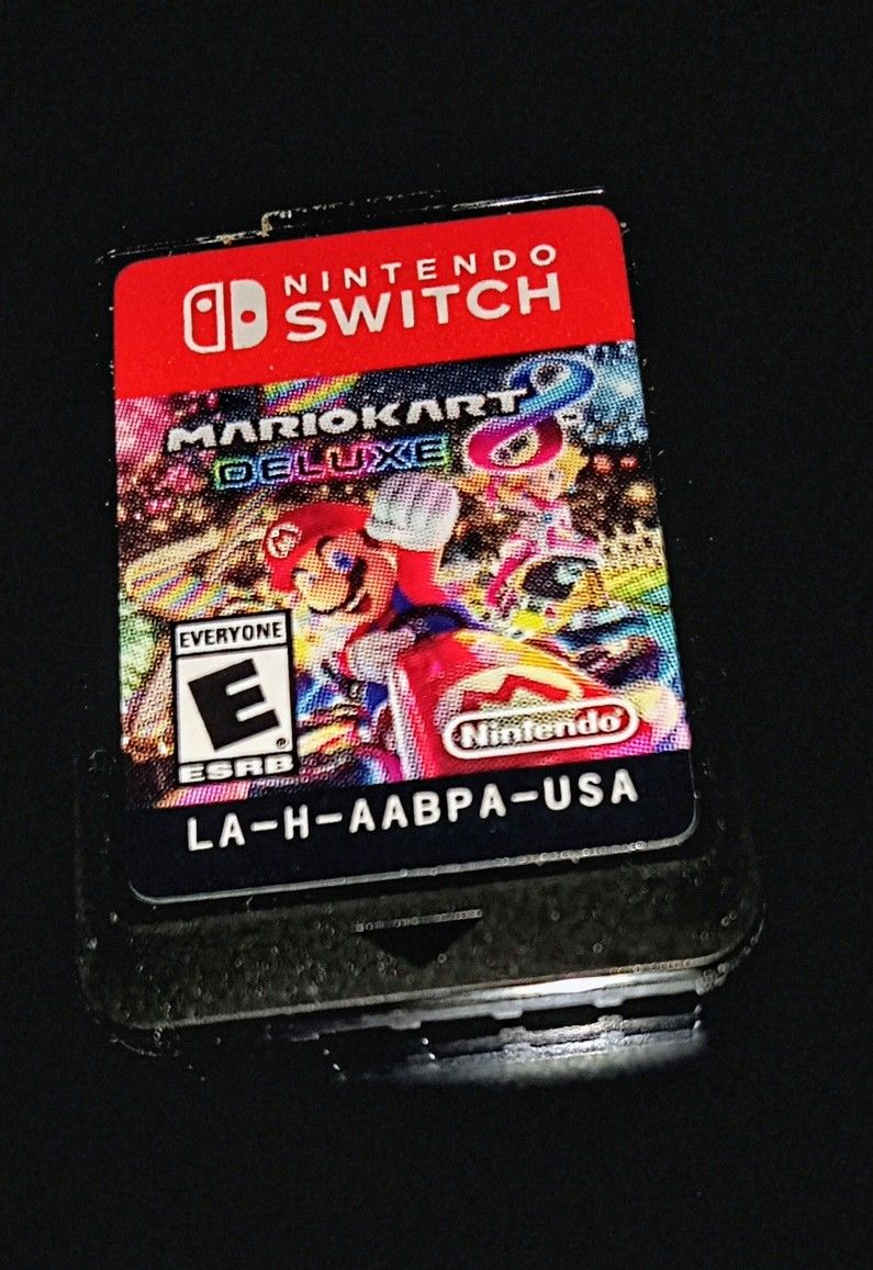  

 Mario kart 8 deluxe for Nintendo switch