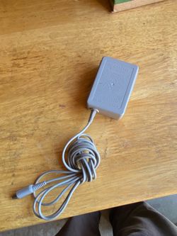 Nintendo WAP-002 Wall Charger for Nintendo DS/3DS/2DS XL - Gray