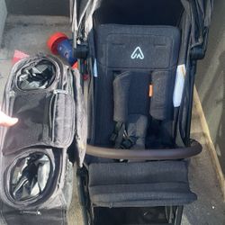 Momobebe Lightweight Stroller 