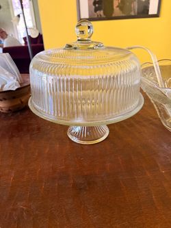 Glass Cake Stand with Dome Lid