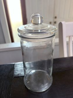 Glass jar