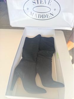 Steve Madden Black Knee-High Stiletto Boots - Size 9