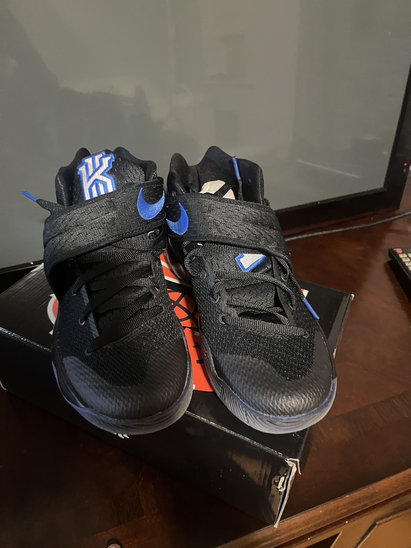 KYRIE 2 LMTD for Sale in The Bronx, - OfferUp