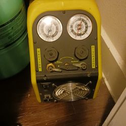 A/C Recovery MaCHINE