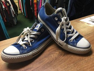 Women's 7 mens 5 all star converse shoes