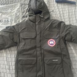 Canada Goose Parka Jacket Medium Men