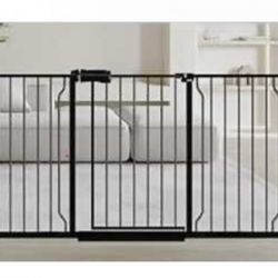 Black Metal Safety Gate for baby or pets Brand New 