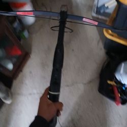 Arrow Bow And BIG Knife 