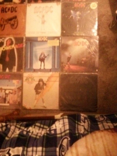 16 AC/DC-VINYL-2 HWY TO  HELL- 2 FOR THOSE ABOUT TO ROCK,-ONE SEALED,-2 POWERAGE,-2DIRTY DEEDS,-1 IF YOU WANT BLOOD,-1 FLICK OF THE SWITCH,- 1 WHO MA2