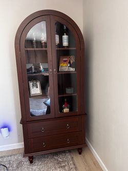 Cabinet / armoire/ hutch