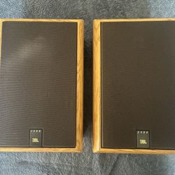 JBL 2500 Speakers