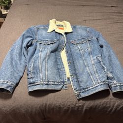 LEVI'S Sherpa Mens Trucker Jacket - Denim Large Tall