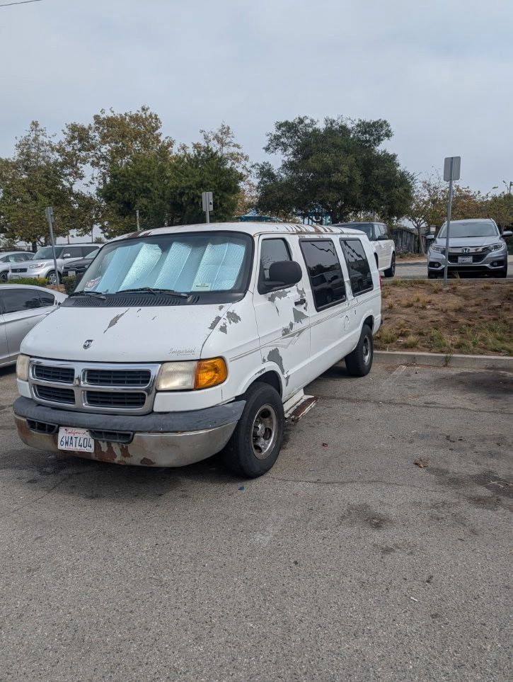 1999 Dodge Ram Van
