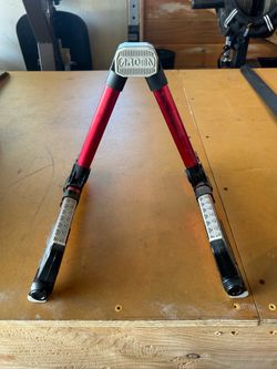 Aroma Folding Tripod Stand Red