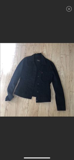 Black Levi's Jean Jacket