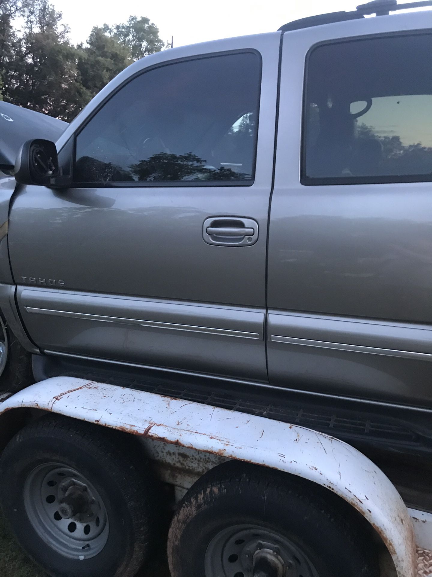 2003 Chevy Tahoe *Parting Out*