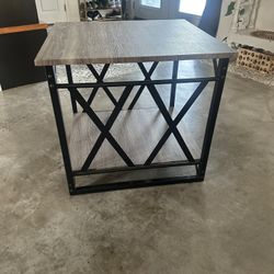 Nightstand/End Table