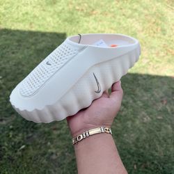 Nike Mind 001 Size 10