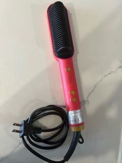 Brand new hair straightener