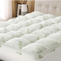 Soft King Mattress Topper with Deep Pocket, Bamboo-Blend, White