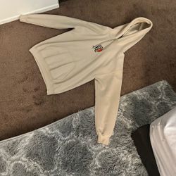 men’s medium riot society hoodie tan color