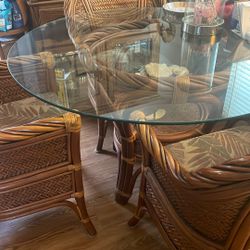 Dining Room Table And Chairs 